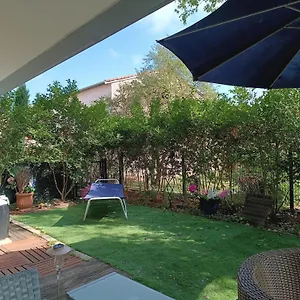 https://cozy-rdj-chez-ambre.hotels-rhonealpes.com